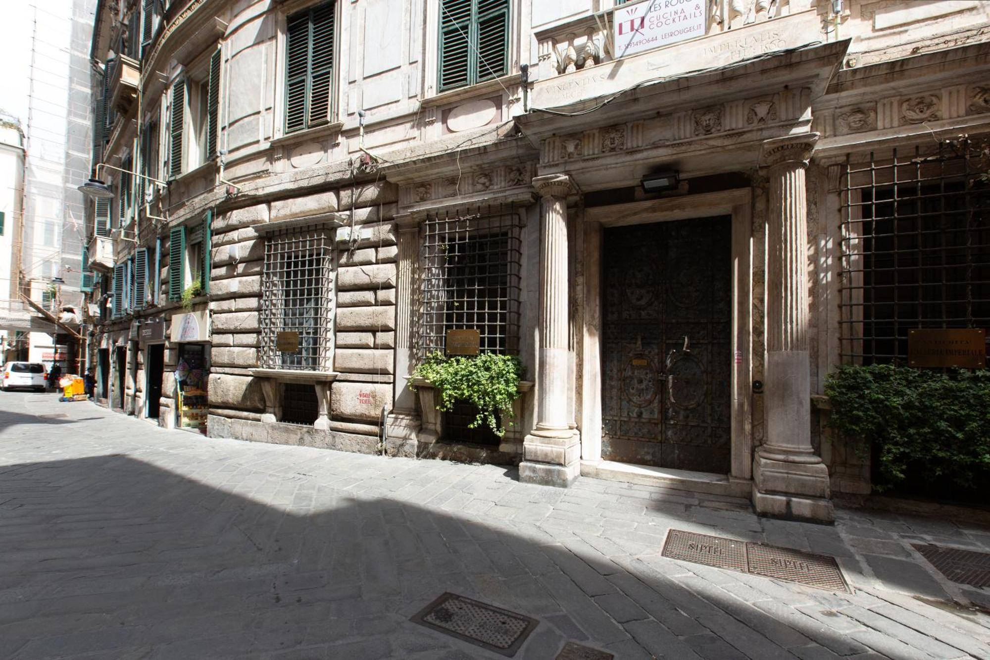 Отель Le Caravelle Centro Storico Genova Экстерьер фото